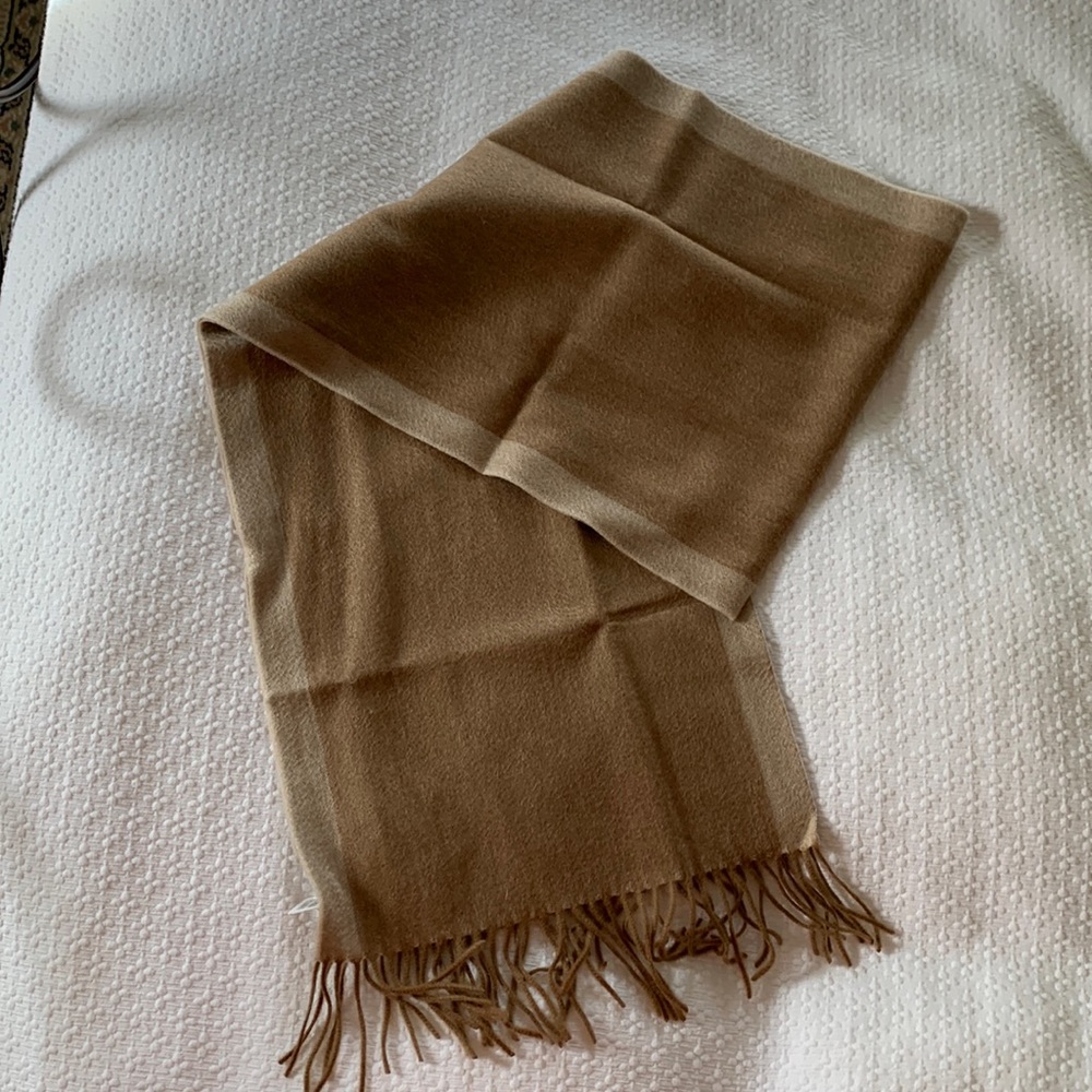 Cashmere scarf